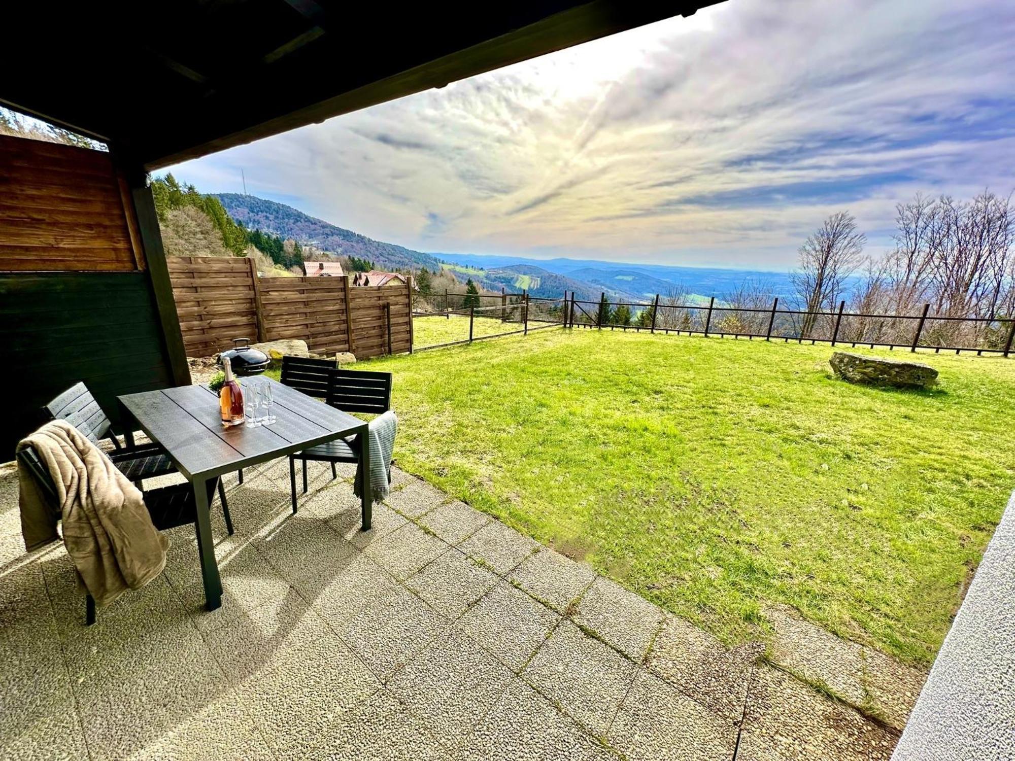 Gemuetliches Alpenblick Berg-Bungalow + Grosser Garten + Netflix! Schöfweg Exterior foto