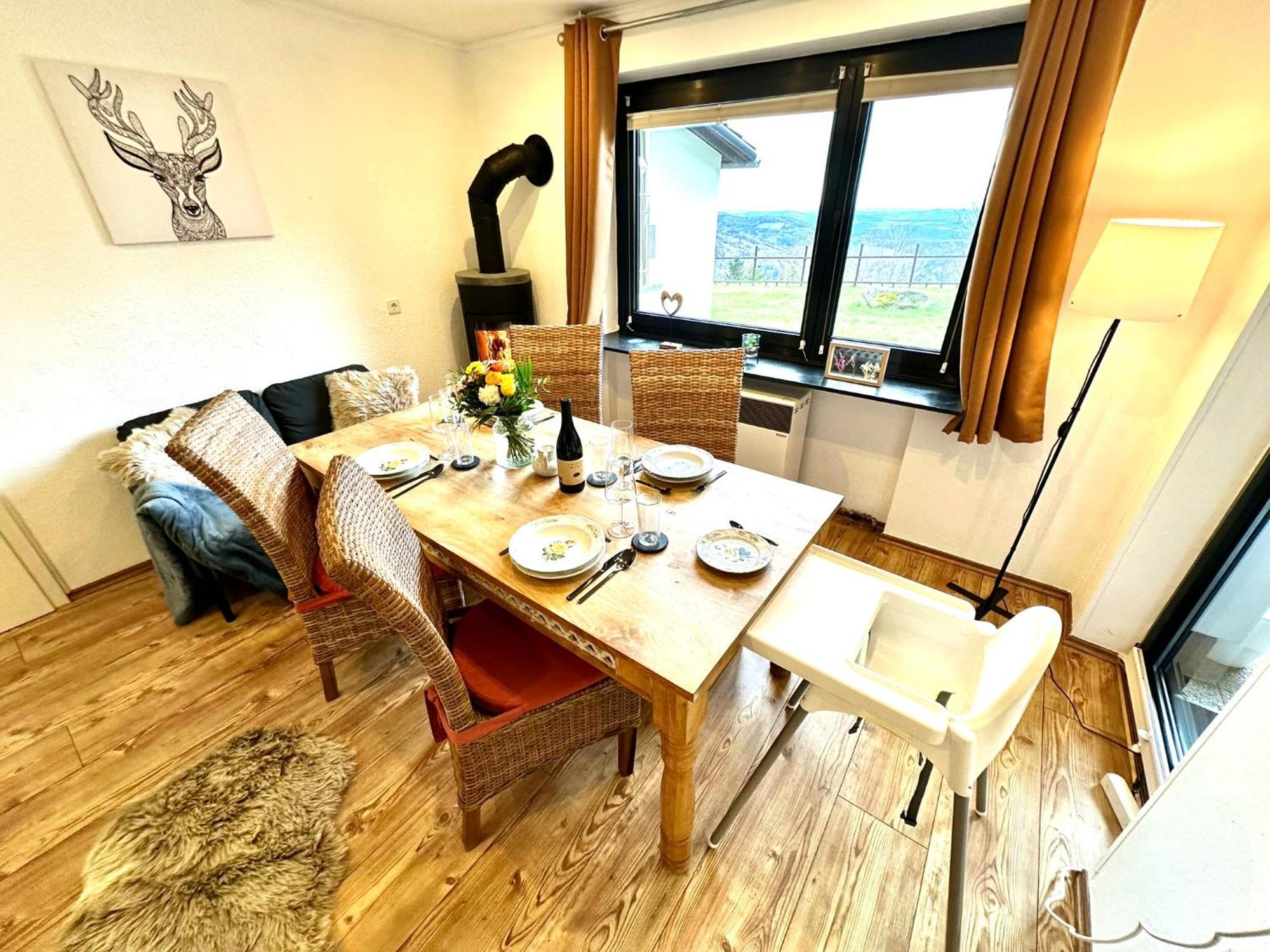 Gemuetliches Alpenblick Berg-Bungalow + Grosser Garten + Netflix! Schöfweg Exterior foto