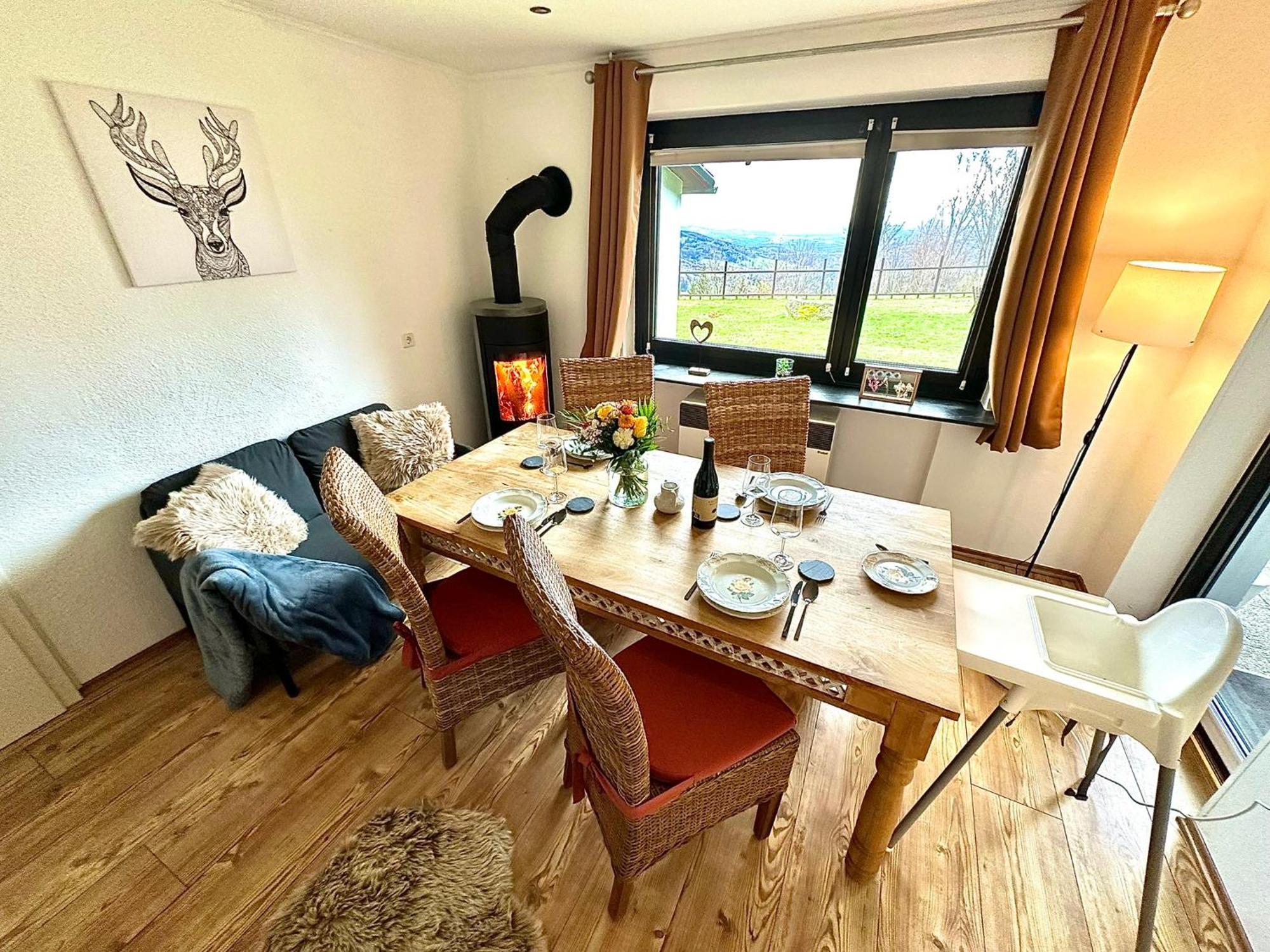 Gemuetliches Alpenblick Berg-Bungalow + Grosser Garten + Netflix! Schöfweg Exterior foto